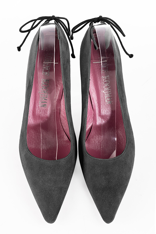 Dark grey women's dress pumps, with a round neckline. Pointed toe. High slim heel. Top view - Florence KOOIJMAN